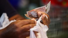 Тежката битка на Великобритания с икономическата болка