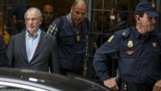 Бившият шеф на МВФ Родриго Рато е освободен след обиски в дома и офисите му