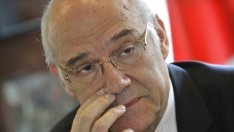 КЕВР иска всички сделки с ток извън регулирания пазар да минават през борсата