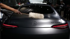 Mercedes ще предложи още две много скъпи версии на G-Class