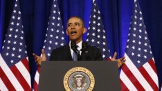 Обама ще продължи с електронното разузнаване