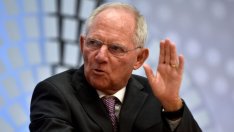 Шойбле: МВФ участва за последен път в спасителна програма 
