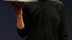 Официалната биография на Стив Джобс излиза в началото на 2012 година