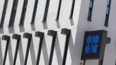 Повтаря ли петролният пазар срива отпреди 16 години?