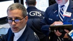 Американските индекси започват сесията със спад заради търговското напрежение*