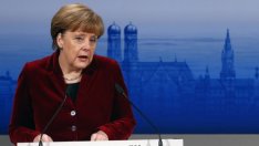 Германия предлага финансови стимули на мигранти от Тунис да се върнат у дома