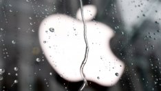 Шефът на автомобилното поделение на Apple напуска компанията 