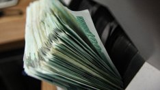 МФ: Инфлацията и войната ще забавят ръста на доходите в България