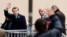 Изборът е ясен, но кой печели от победата на Макрон?