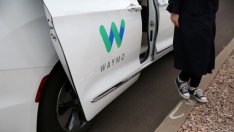 Waymo: При природни катастрофи колите ни ще познават граници