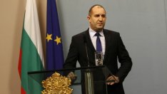 Румен Радев: Равноотдалечен съм от всички партии