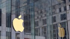 Apple привлича ключов мениджър на Lamborghini