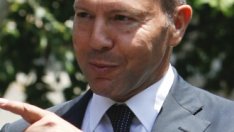 Гърция все пак може да поиска предоговаряне на спасителната програма