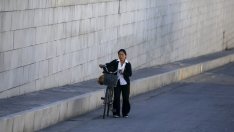 Електрическите велосипеди завладяват улиците на Северна Корея