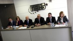 ГЕРБ ще запази плоския данък и ще редуцира плащанията в брой