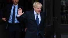 Джонсън не обеща на британците пълни рафтове по магазините за Коледа