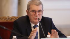 ГЕРБ със заявка за смяна на здравния министър след ротацията