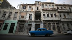 Куба строи соларни паркове в опит да се справи с енергийната криза