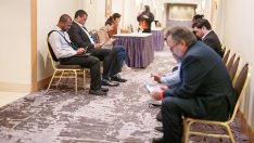 Mолбите за помощи при безработица в САЩ намаляват, но безработните се увеличават