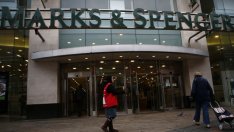 Катар обмисля да купи веригата магазини Marks & Spencer*