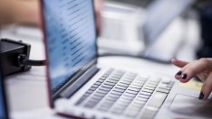 Какво представляват новите китайски правила за ИИ съдържанието в интернет?