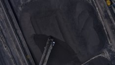 Добивът на въглища в Китай расте на фона на силното индустриално търсене на енергия