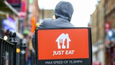 Въпросите около бъдещето на Grubhub сринаха акциите на Just Eat Takeaway