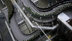 Производителността на труда в България забавя ръста си през миналата година