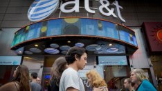 AT&T и WhatsApp са технологичните компании, които най-зле опазват личните данни