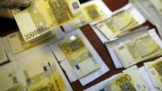 Отливът на преки инвестиции в България е близо 60% за година