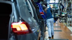 Работната сила в германската автоиндустрия се свива до най-ниското си ниво от над 20 години