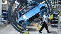 Автомобилните продажби в Германия растат при по-умерено търсене на електромобили