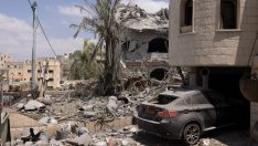 Размяната на въздушни удари между Израел и Иран продължава