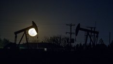 Chevron и ExxonMobil са обсъждали сливане в началото на 2020 г.?