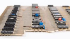 Компютърният прототип Apple-1 на Стив Джобс се продава на търг