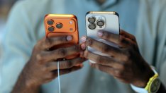 Apple очаква силен празничен сезон, подкрепен от продажбите на новите модели iPhone