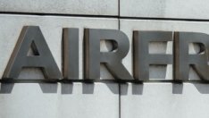 Air France съкращава 7500 работни места, очаква възстановяване едва през 2024 г.