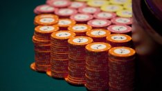 Казината в Макао се връщат към растежа, но предизвикателствата остават