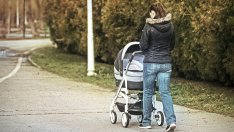 Парламентът отхвърли предложението за обвързване на майчинските с минималната заплата