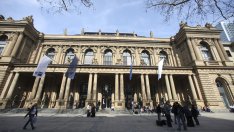 Как европейските компании могат да намалят разликата в оценките спрямо американските?