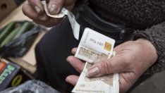 Войната на Русия превърна валутите на съседните страни в най-добре представящите се в света