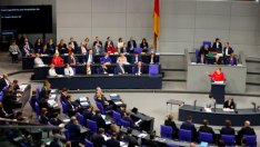 Меркел е готова да помогне на Мей в битката за Brexit