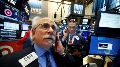 Смесена търговия на Wall Street след серия коментари от Фед