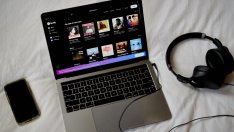Spotify се разделя с част от подкастите си и съкращава кадри