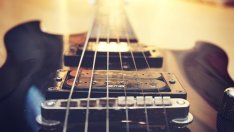 Пътят на дървесината до електрическа китара