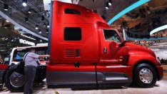 Притежаваната от VW Traton договори останалите акции на Navistar
