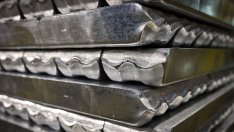 САЩ ще наложат 200-процентни мита върху вноса на руски алуминий