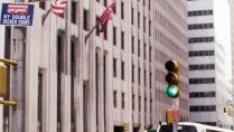 Инвеститорите на Wall Street се готвят за нови повишения на индексите