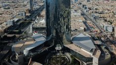 Новият план на Саудитска Арабия – да снабдява света с електромобилни батерии