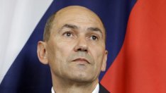 Бившият словенски премиер Янез Янша влиза в затвора за 2 години